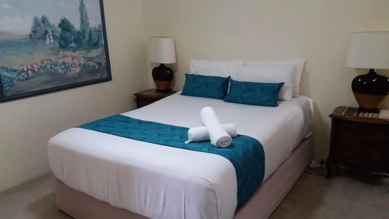 Beaconlea Aparthotel Gold Coast 4*,