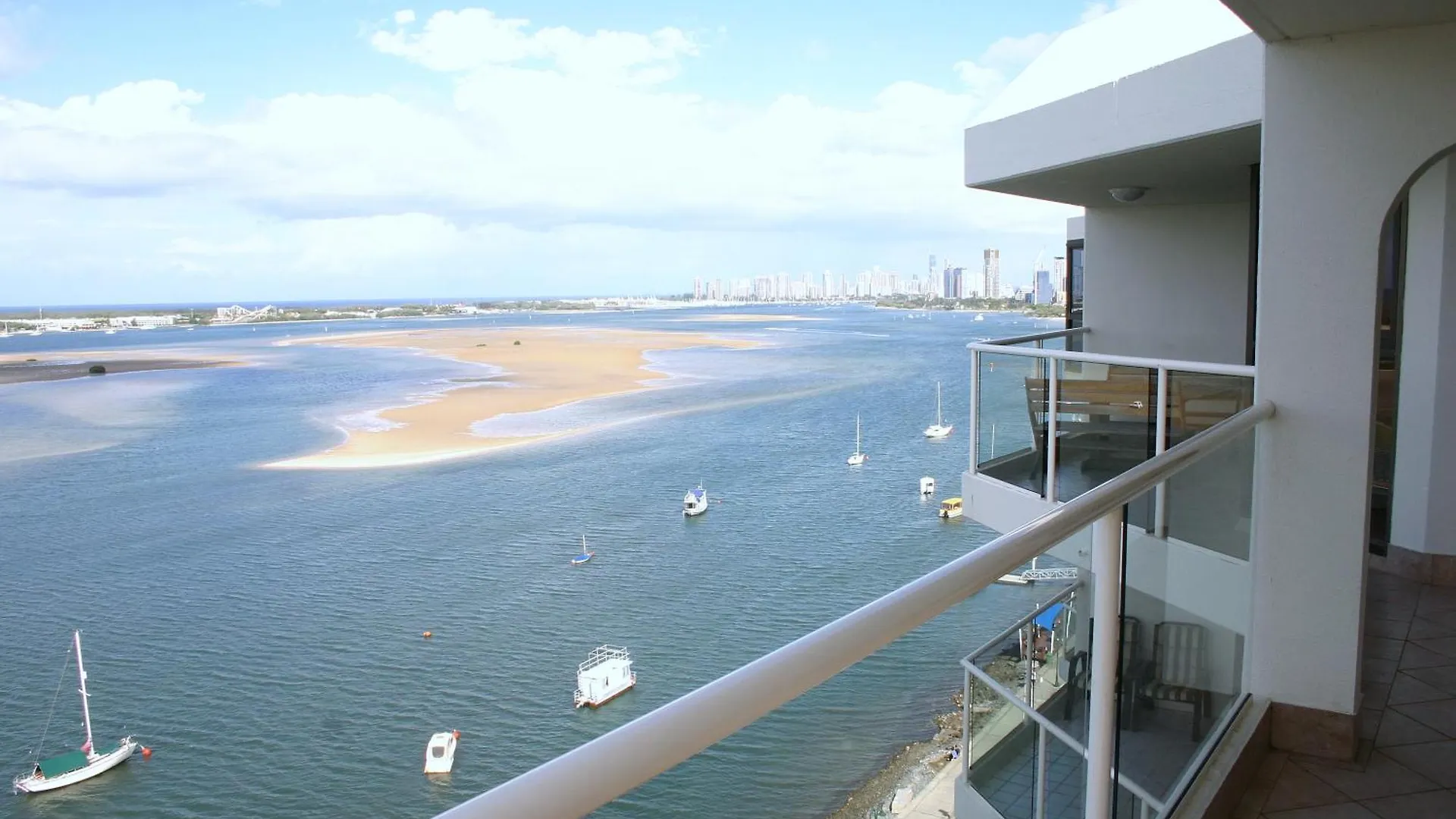 Beaconlea Aparthotel Gold Coast 4*,  Australia