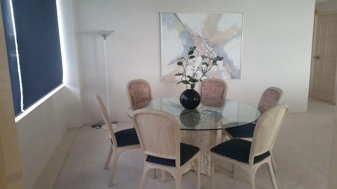 Beaconlea Aparthotel Gold Coast 4*,